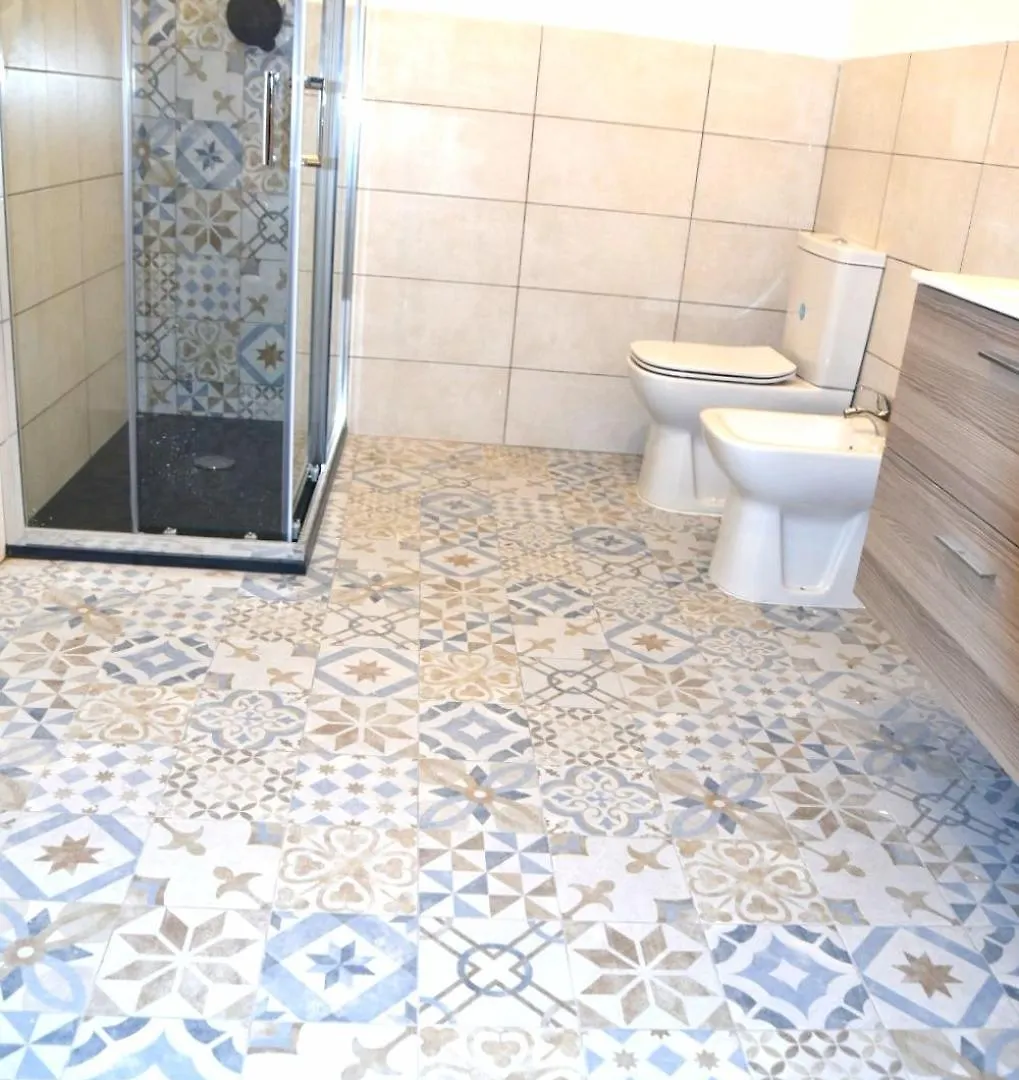 カターニアA Casuzza Al Centro,Con Terrazzino Privatoアパートメント イタリア